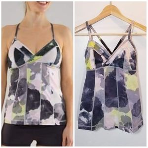 Lululemon Full Eagle Watercolor
Cross front tank